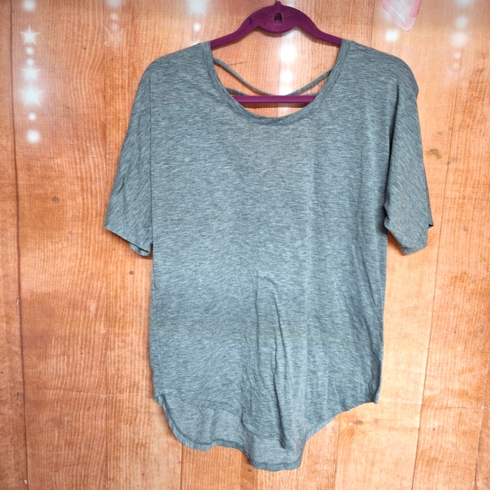 MTA Sport gray t-shirt size small
